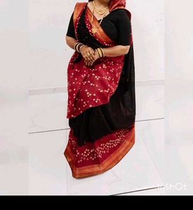 Red &amp; Black Bandhani Saree