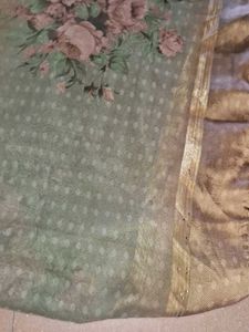 Elegant Floral Print Saree