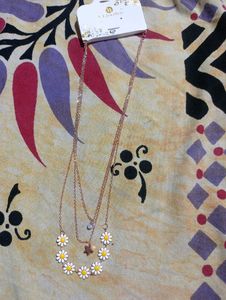 Daisy Chain Necklace