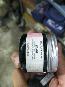 The Body Shop Vitamin E Day Cream