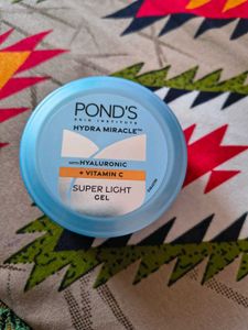 Pond's Hydra Miracle Super Light Gel