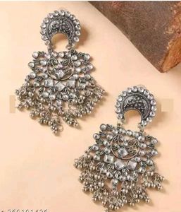 Oxidized Silver Treding Earings....