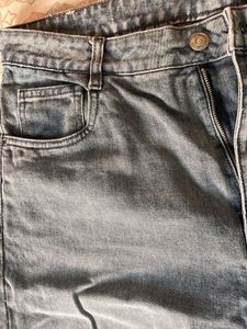 Zudio jeans.