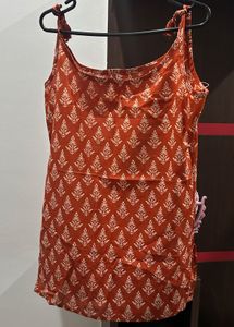 sleeveless short kurti