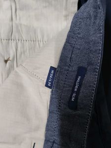 Gant Men's Dark Blue Casual Pants