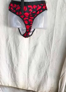 I. Red Heart Print Panty