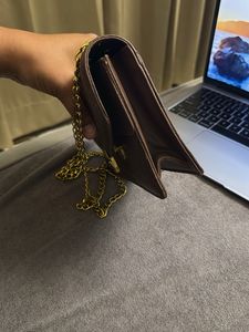 Chic Crocodile Textured Crossbody Bag