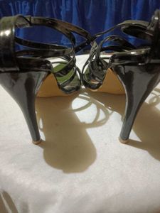 Chic Strappy Stiletto Heels
