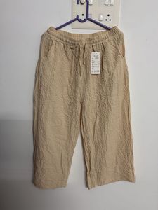 Comfortable Textured Cropped Pants