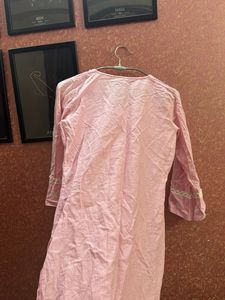 XS size Elegant Pink Embroidered Kurta