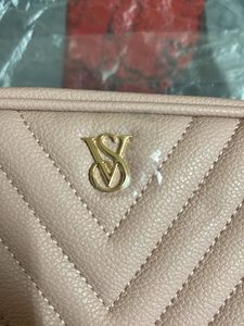 58% off brand new Victoria’s Secret Bag