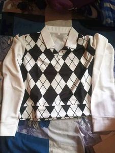 Argyle Print Collared Top