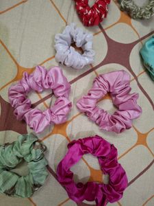 Set of 8 Scrunchies