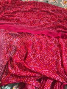 Beautiful Pink Bandhani Saree