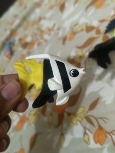 Toy Animal Figurines - Set of 4 Kinderjoy