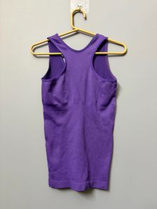 Comfortable Seamless V-Neck Tank Top