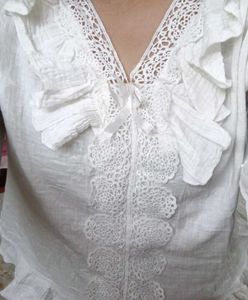 Elegant White Lace Trim Ruffle top