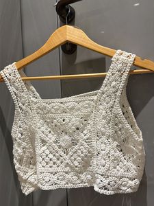 White crochet crop top | Beach To