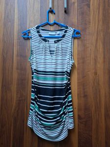 Striped Sleeveless V-Neck Top