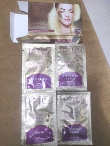 facial kit lotus