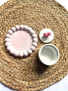 trinket box with bubble coaster