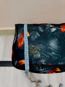 🇳🇿💫🎀Stylish Floral Storage Bag