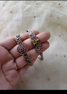 combo of 8 items