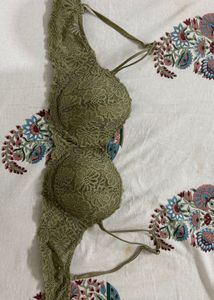 Clovia Underwired light Padded Bra