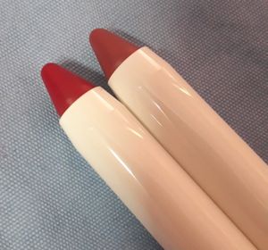 MyGlamm Perfect Curves Matte Lip Crayon-4