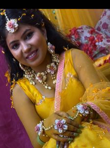 haldi jewellery and mehndi earring in a combo