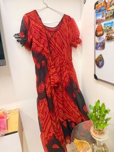 Red &amp; Black Bandhani Print Gown