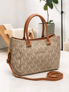 Michael Kors Signature Tote Bag