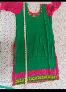 Green Kurta Set with Pink Print