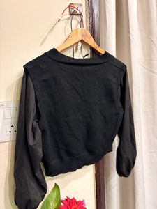 Chic Black V-Neck Sweater Top