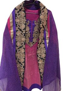 Elegant Pink Kurta Set with Purple Dupatta