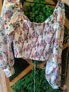 Floral Print Smocked Crop Top