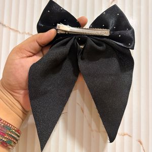 Black Pearl Bow Hair Clip