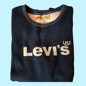 -Premium Levi’s Sweatshirt🔥