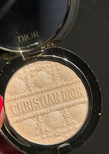 Dior forever Glow luminizer limited edition