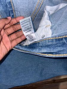 LEVIS Stylish Women's Flared distressed Jeans
