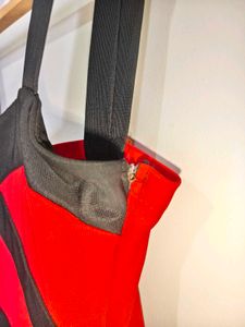 Chic Red &amp; Black Bodycon Mini Dress