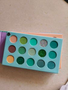 Multi-Color Eyeshadow Palettes Set