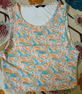 Patterned Sleeveless Crop Top