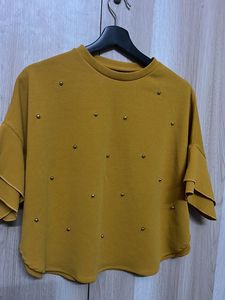 Cute mustard partying Top