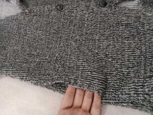 Sleeveless Vest