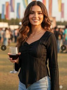 🖤Bell Sleeves Top🖤