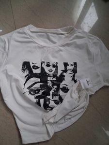 Unique Face Print T-Shirt