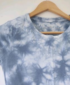 Aeropostale Blue And White Crop Top