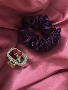 Clutcher and Scrunchie