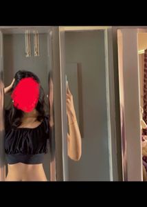 Black Crop top